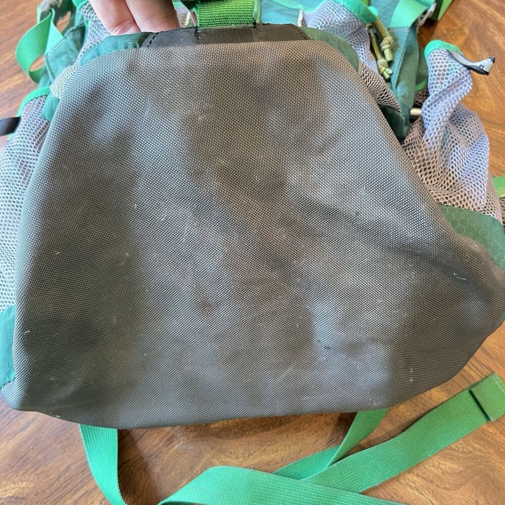 Mountain Hardwear Backpack Agama Green Outdoors Camping Hiking - Picture 6 of 16